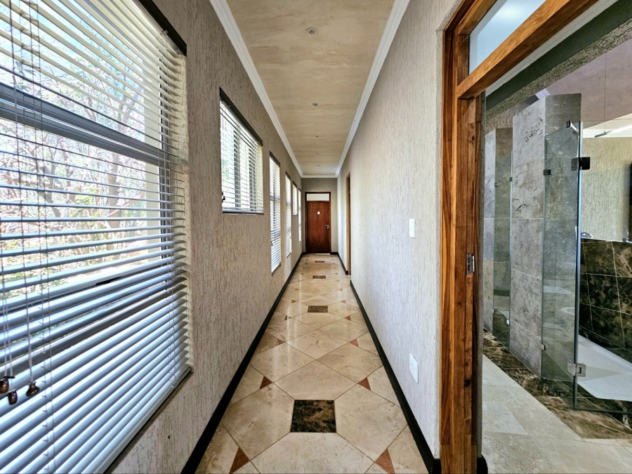 8 Bedroom Property for Sale in Waverley Free State